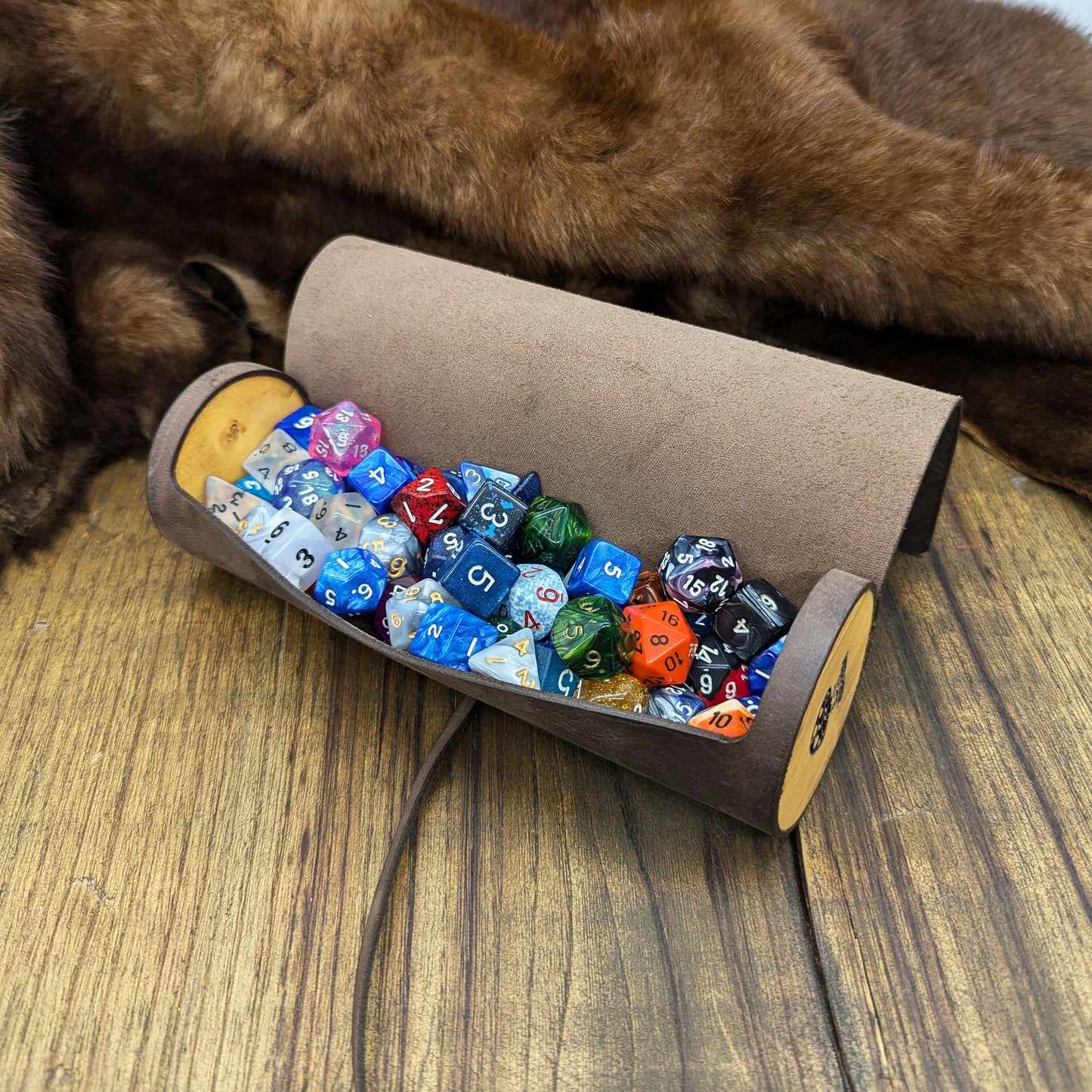 Pergamena porta dadi in legno e vera pelle per DnD e giochi di ruolo, Taglia XL