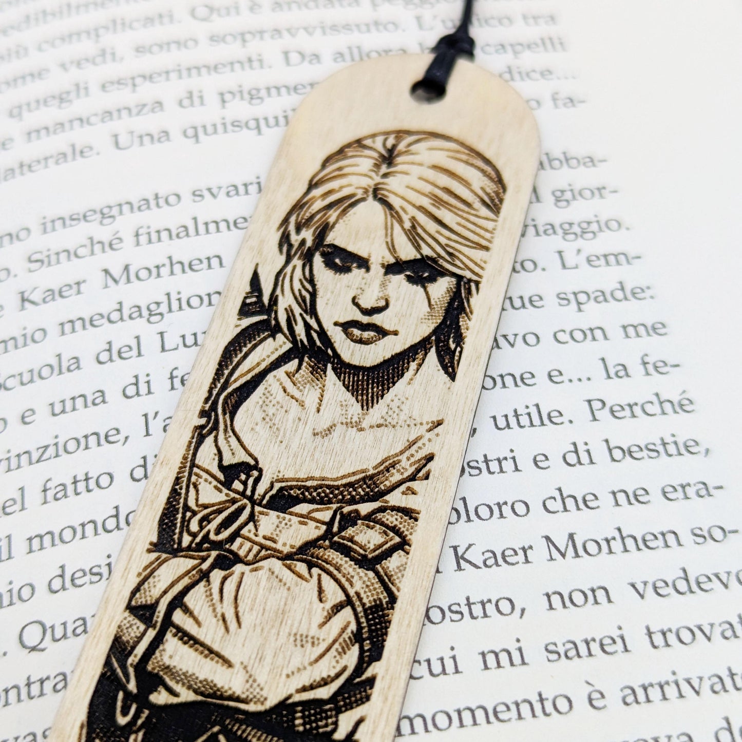 Segnalibro in legno Ciri Cirilla di Cintra, design inciso ispirato a The Witcher
