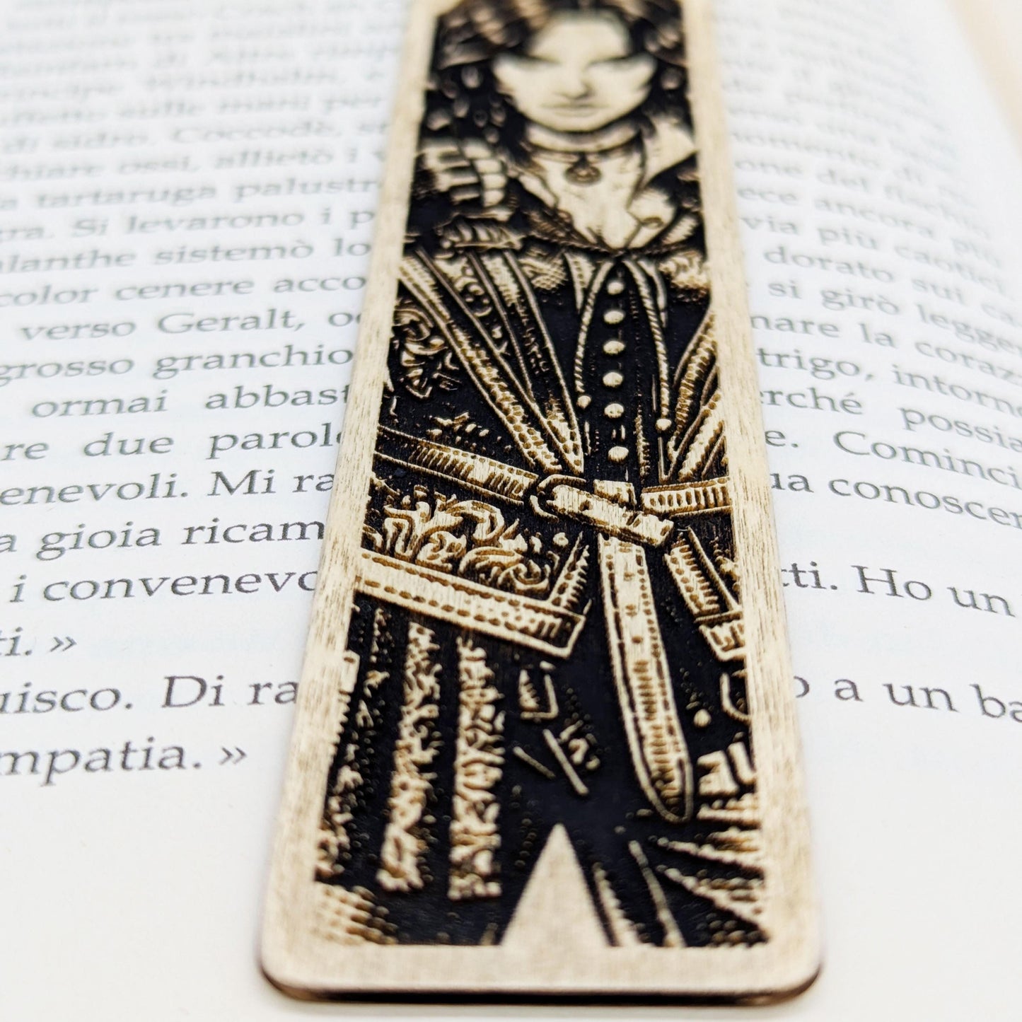 Segnalibro in legno Yennefer, design inciso ispirato a The Witcher
