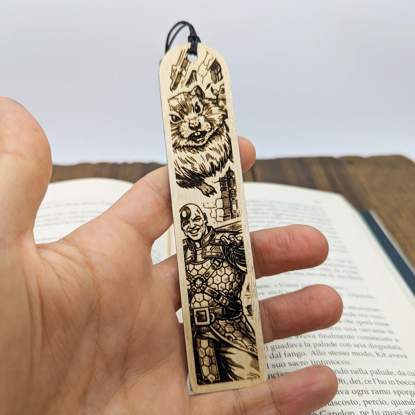Segnalibro in legno Minsc e Boo da Baldur’s Gate RPG fantasy