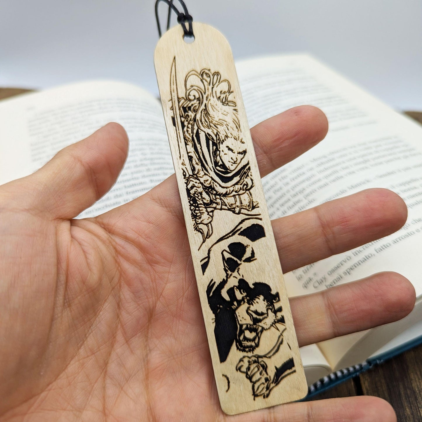Segnalibro in legno inspirato a Drizzt e Guenhwyvar – Adatto ai fan dei libri di Dungeons and Dragons e Forgotten Realms