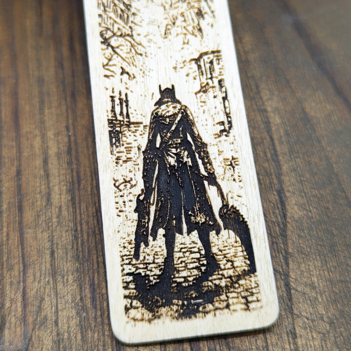 Segnalibro in legno ispirato a Bloodborne con cacciatore gotico a Yharnam regalo gamer