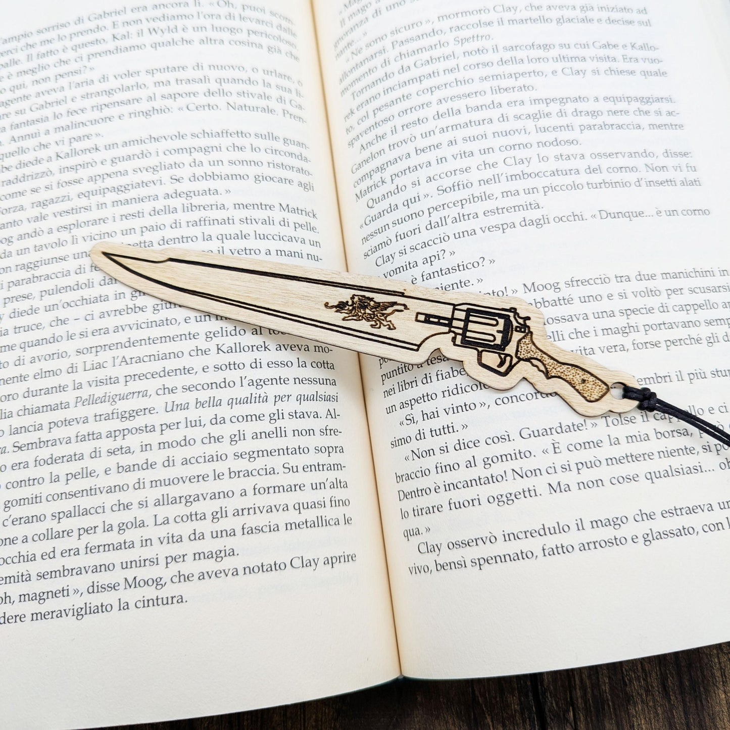 Segnalibro in legno Gunblade di Squall Lionhart, da Final Fantasy VIII, FF8