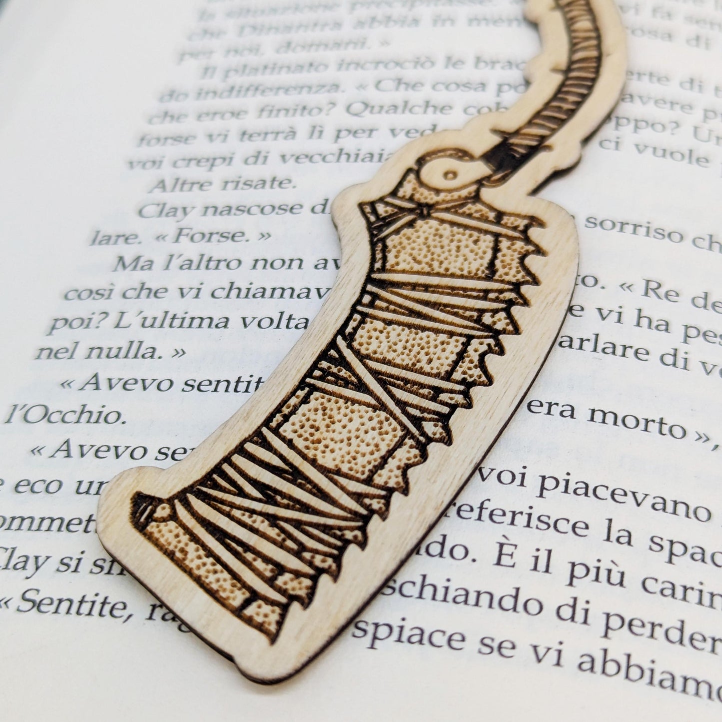 Segnalibro in legno Saw Cleaver ispirato a Bloodborne per gamer