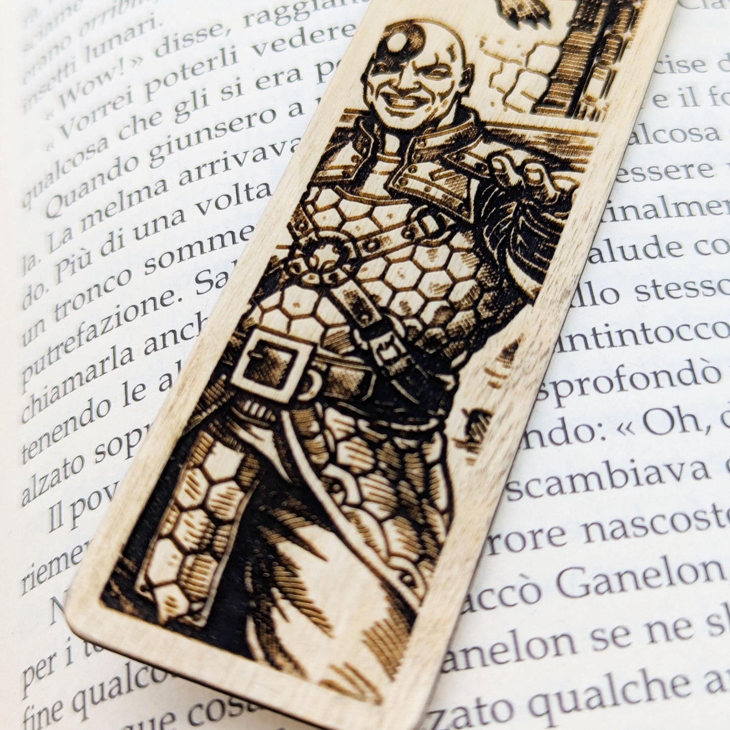Segnalibro in legno Minsc e Boo da Baldur’s Gate RPG fantasy