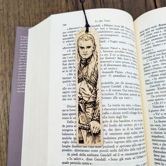 Segnalibro in legno Legolas, design inciso ispirato agli Elfi de Il Signore degli Anelli