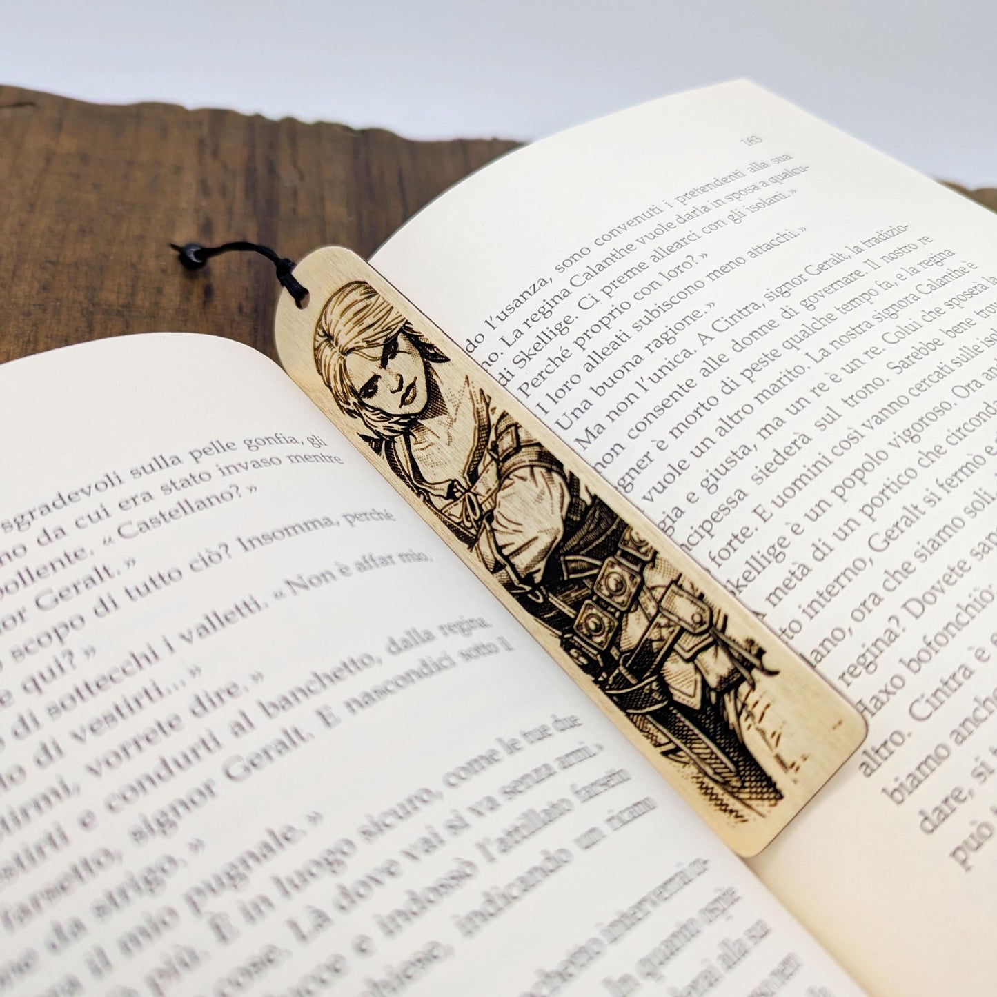 Segnalibro in legno Ciri Cirilla di Cintra, design inciso ispirato a The Witcher