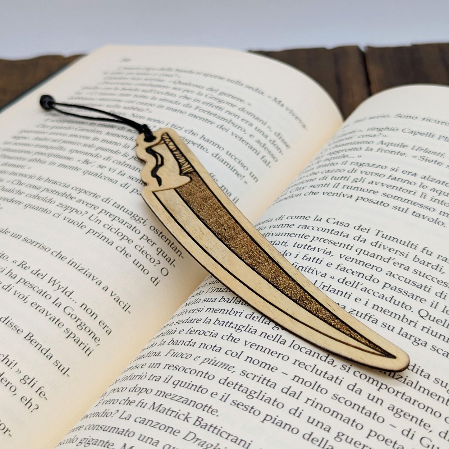 Segnalibro in legno ispirato a Zangetsu, la spada di Ichigo Kurosaki – Ideale per amanti di anime e manga shonen
