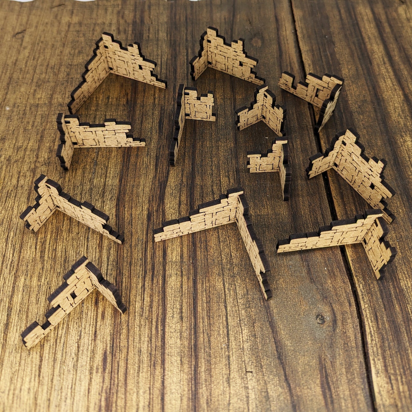 Kit 12 muri angolari magnetici per HeroQuest in MDF – Scenografia 3D per dungeon crawler e giochi di ruolo – Naturale o precolorato