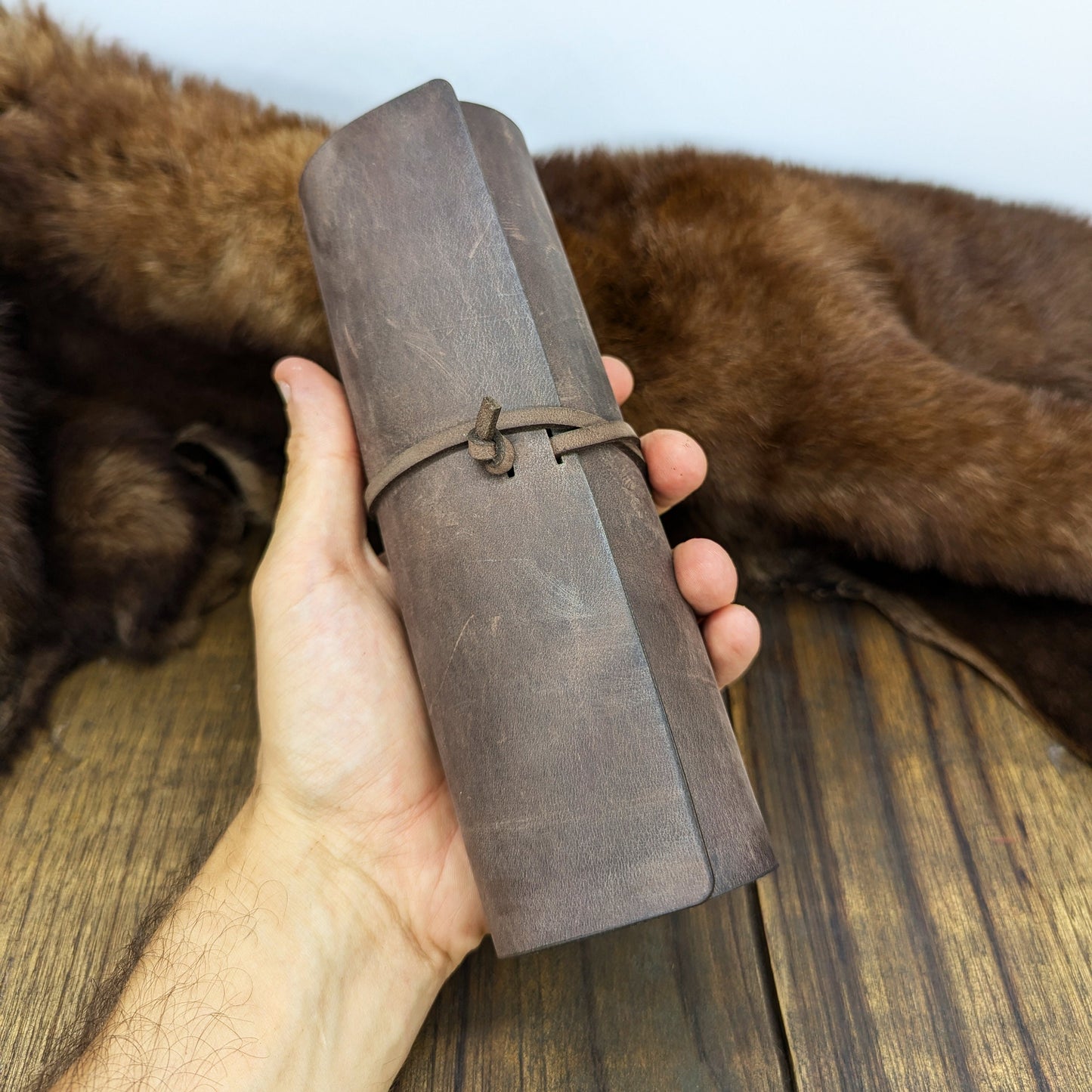 Pergamena porta dadi in legno e vera pelle per DnD e giochi di ruolo, Taglia XL