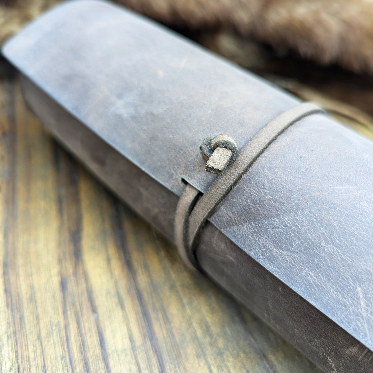 Pergamena porta dadi in legno e vera pelle per DnD e giochi di ruolo, Taglia XL