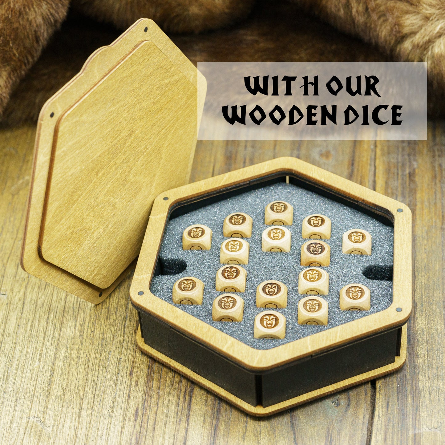 Scatola porta dadi HeroQuest in betulla e pelle vera – Vassoio lancia dadi con inserto in foam e chiusura magnetica – Taglia S o XL