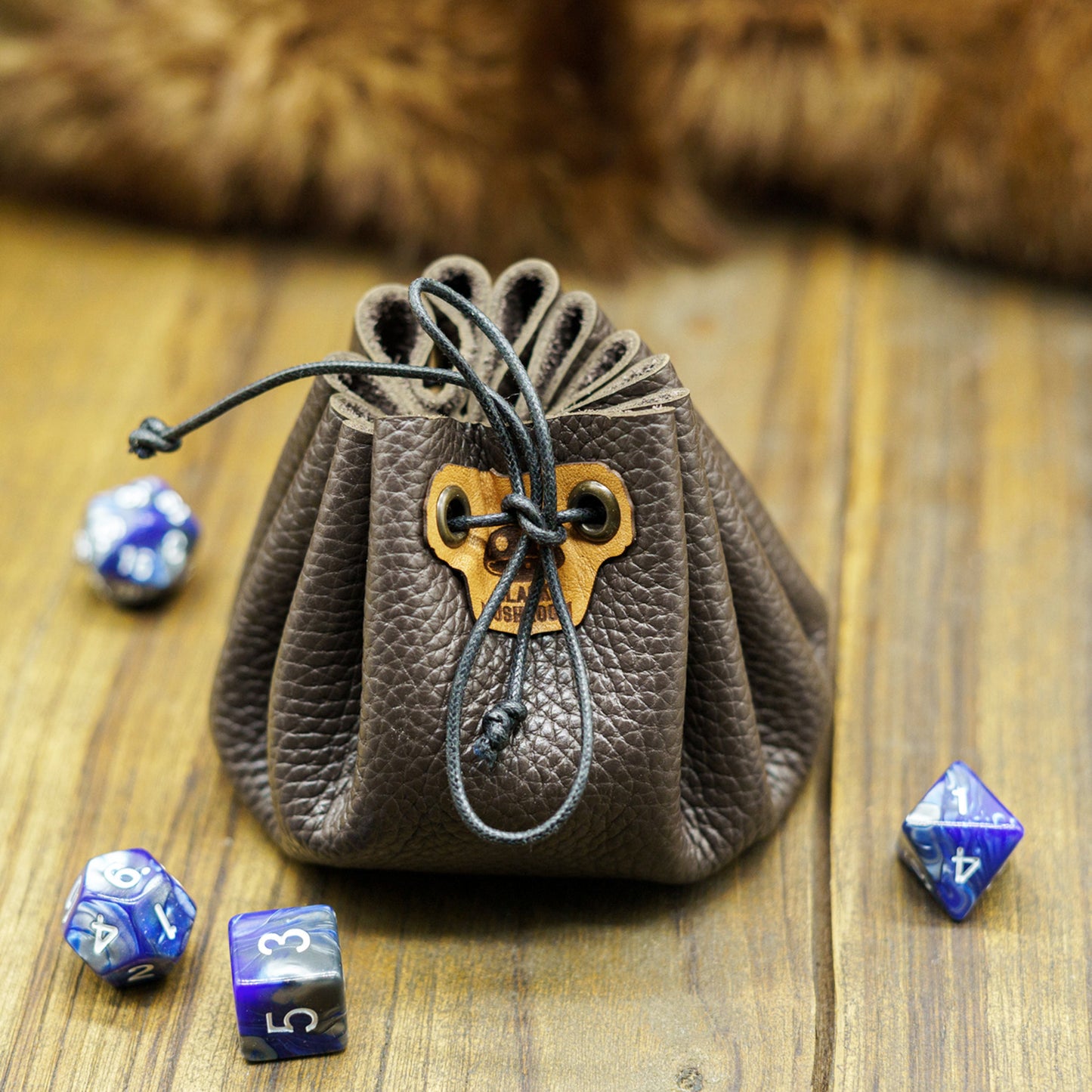Borsa Porta Dadi e Lancia Dadi in Pelle con Emblema di Gatto Mistico - Vera Pelle Italiana adatto a Giochi di Ruolo, da Tavolo o Wargame