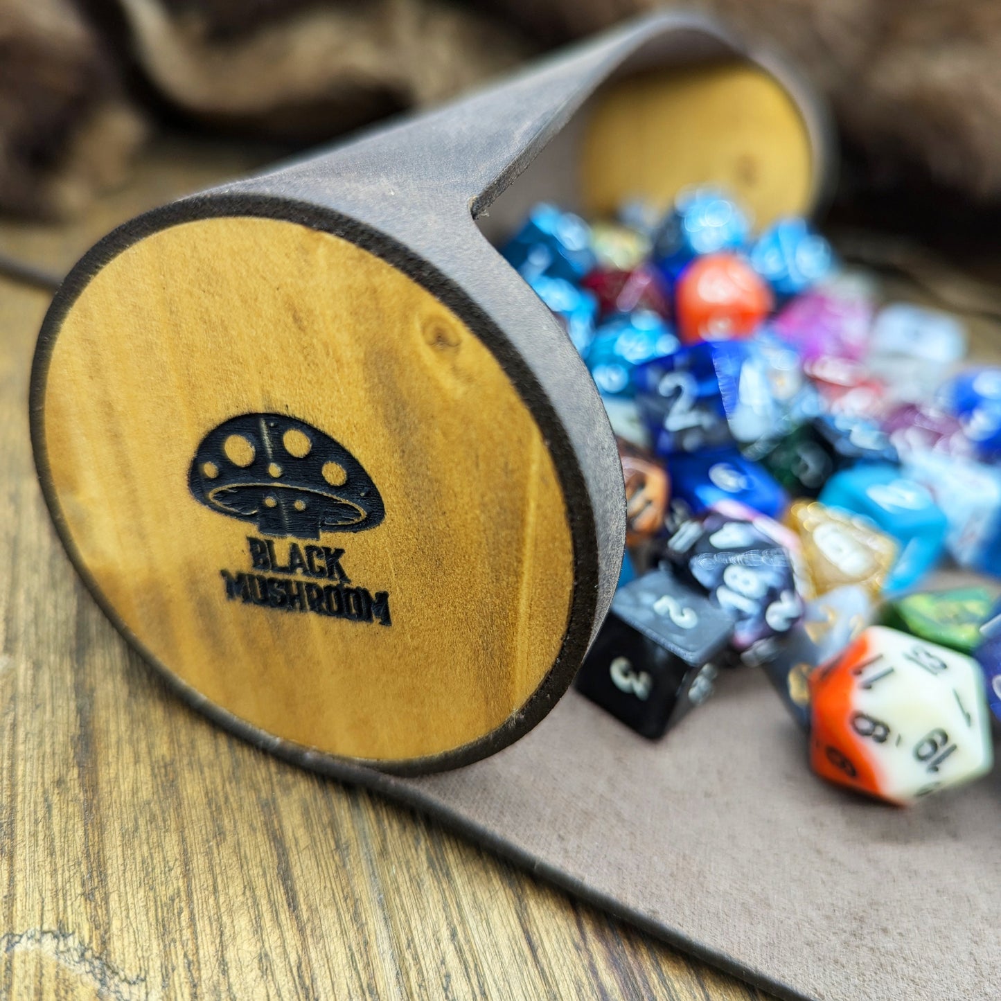 Pergamena porta dadi in legno e vera pelle per DnD e giochi di ruolo, Taglia XL
