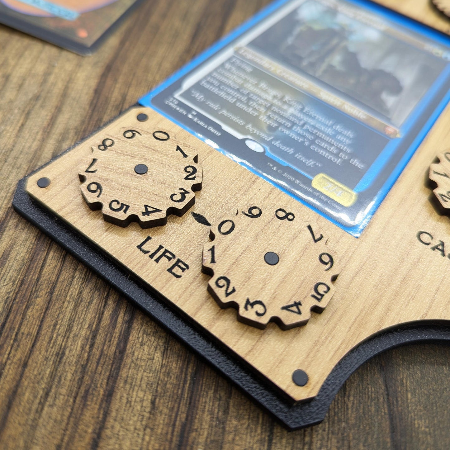 Command zone per Magic the Gathering - Plancia giocatore magnetica in legno per MTG Commander con tracker per vita, veleno, lanci e danni