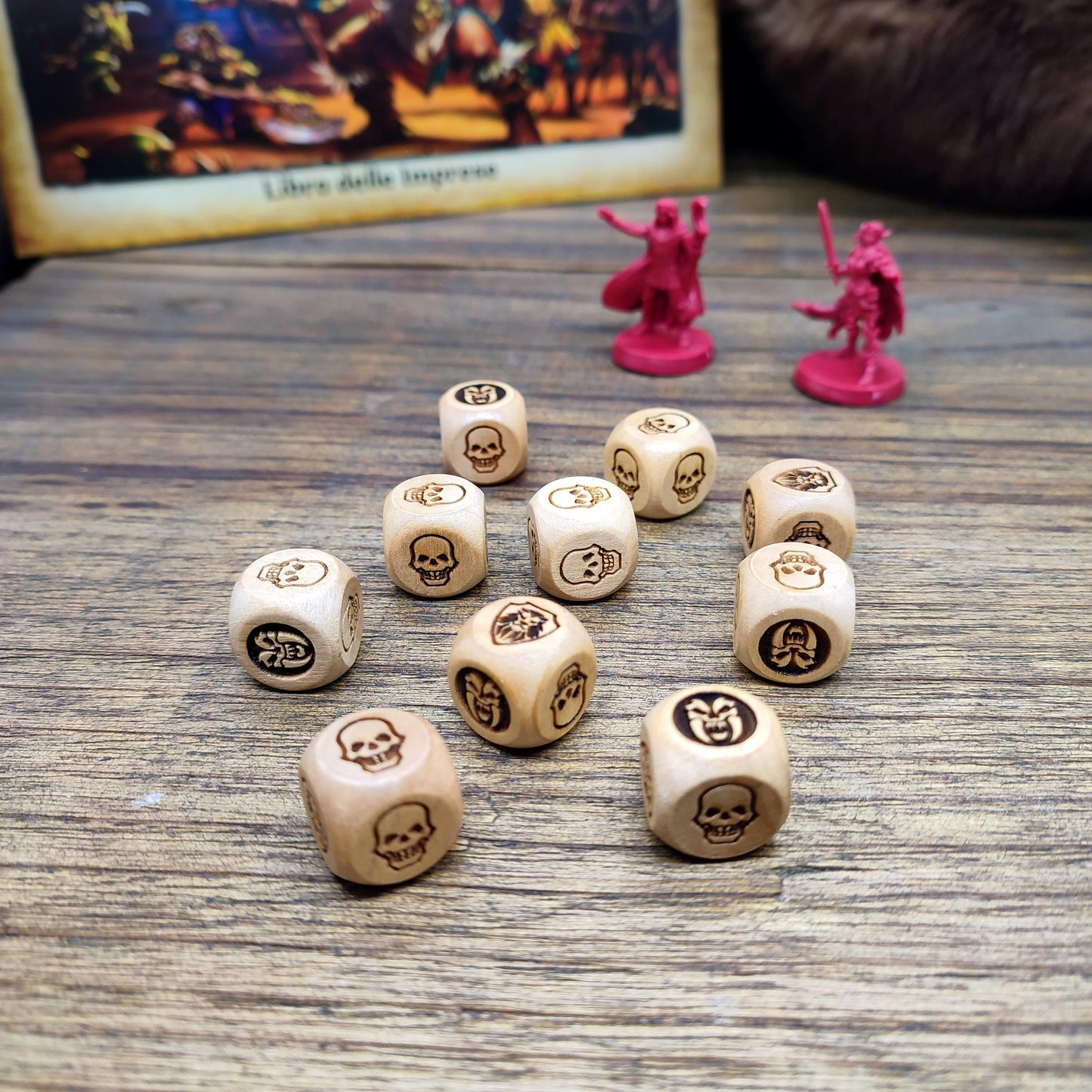 Dadi in legno per HeroQuest – Dadi combat e dadi movimento – Versione classica 1989 o nuova 2021