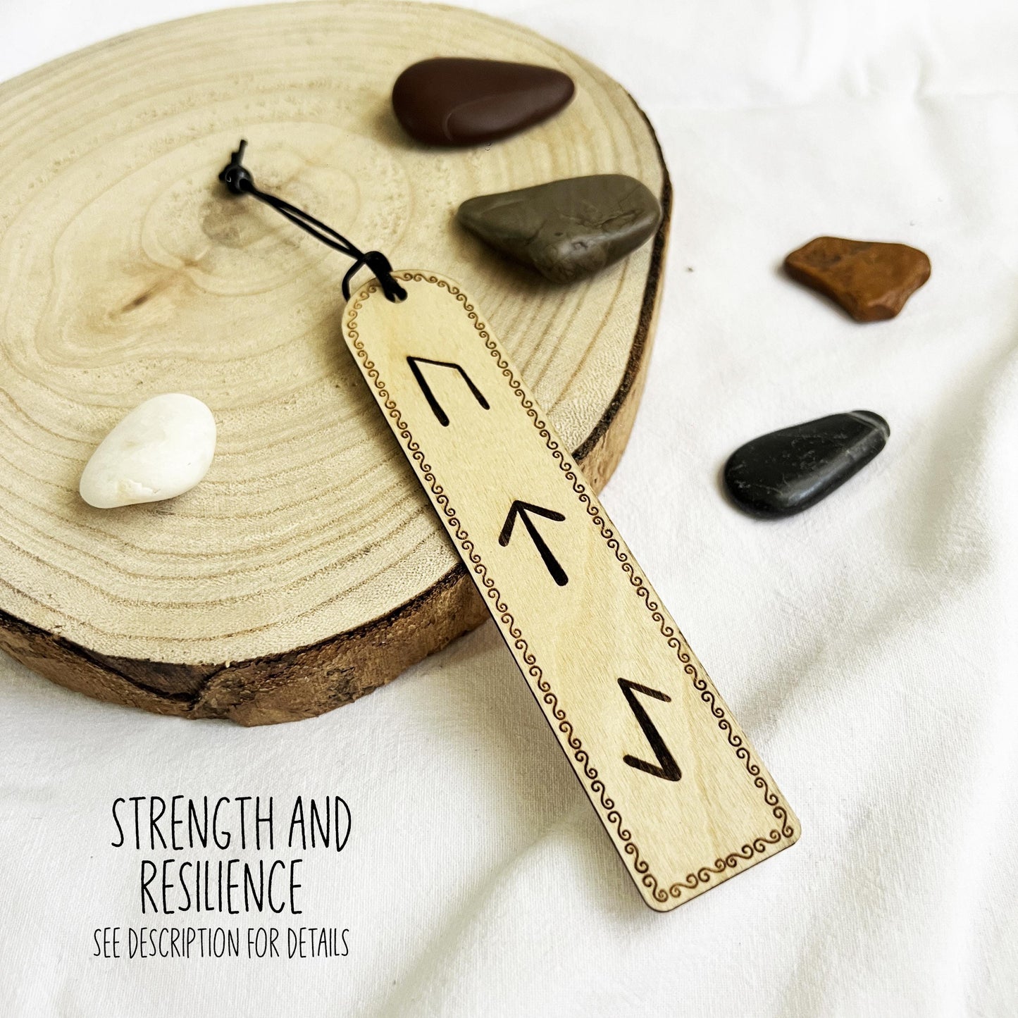 Set di segnalibri con rune vichinghe – 4 segnalibri in legno con simboli norreni – Forza, Protezione, Rinnovamento, Intuizione Spirituale