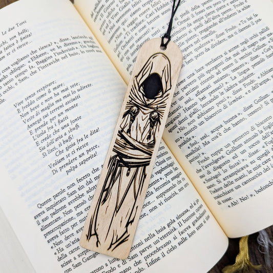 Segnalibro in legno ispirato al Dungeon Master – Misteriosa figura incappucciata fantasy – Regalo DnD per giocatori e lettori dark fantasy