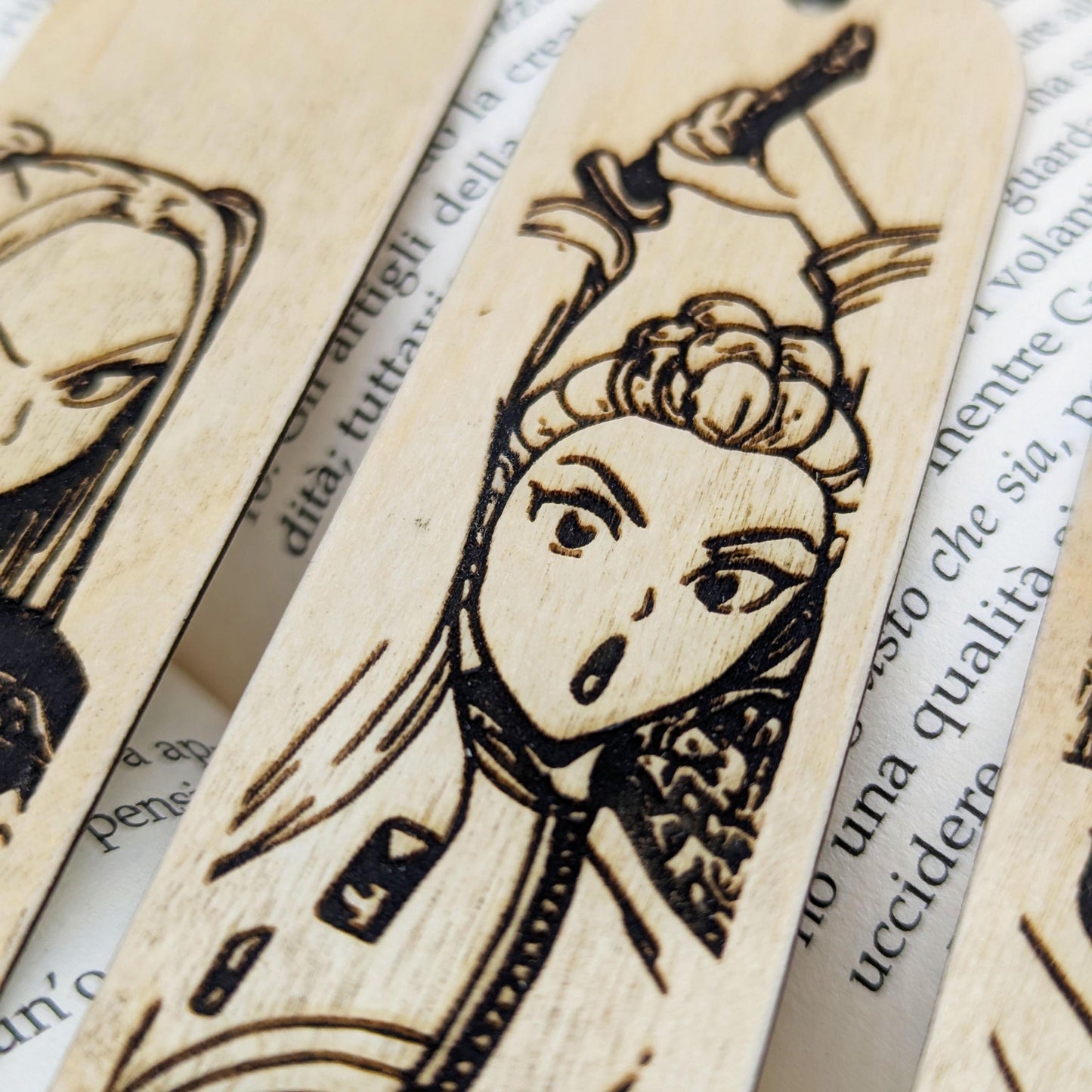 Set 3 segnalibri in legno KPOP Demon Hunters – Rumi, Zoey e Mira – Regalo perfetto per lettori e collezionisti che amano le Huntrix